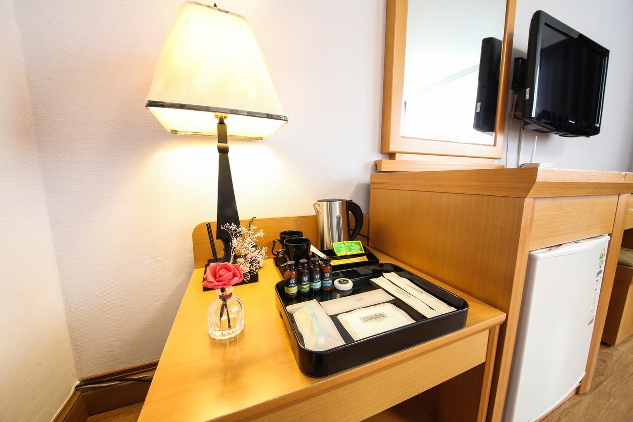 Gwangalli Utopia Tourist Hotel Μπουσάν Εξωτερικό φωτογραφία