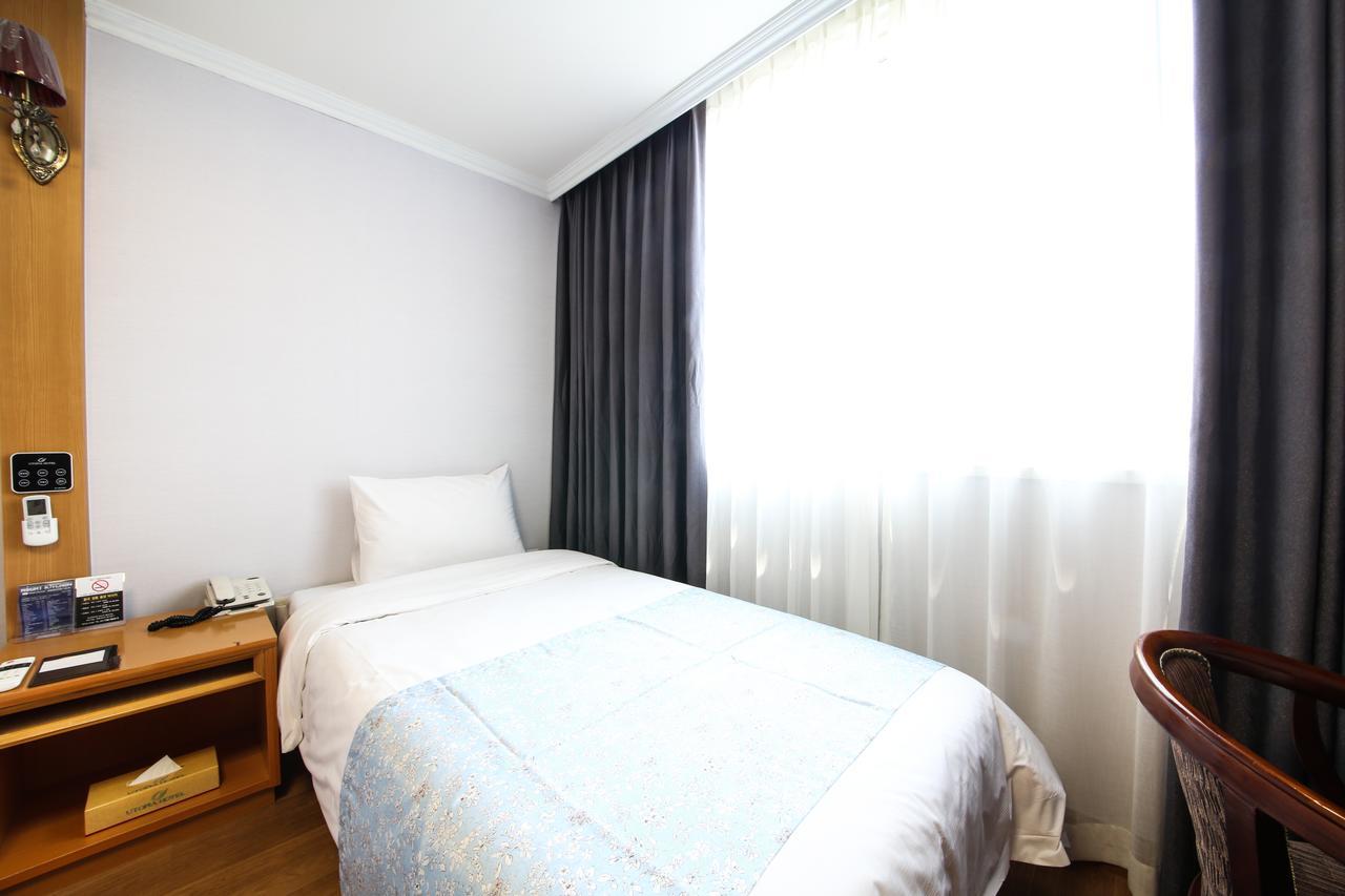 Gwangalli Utopia Tourist Hotel Μπουσάν Εξωτερικό φωτογραφία