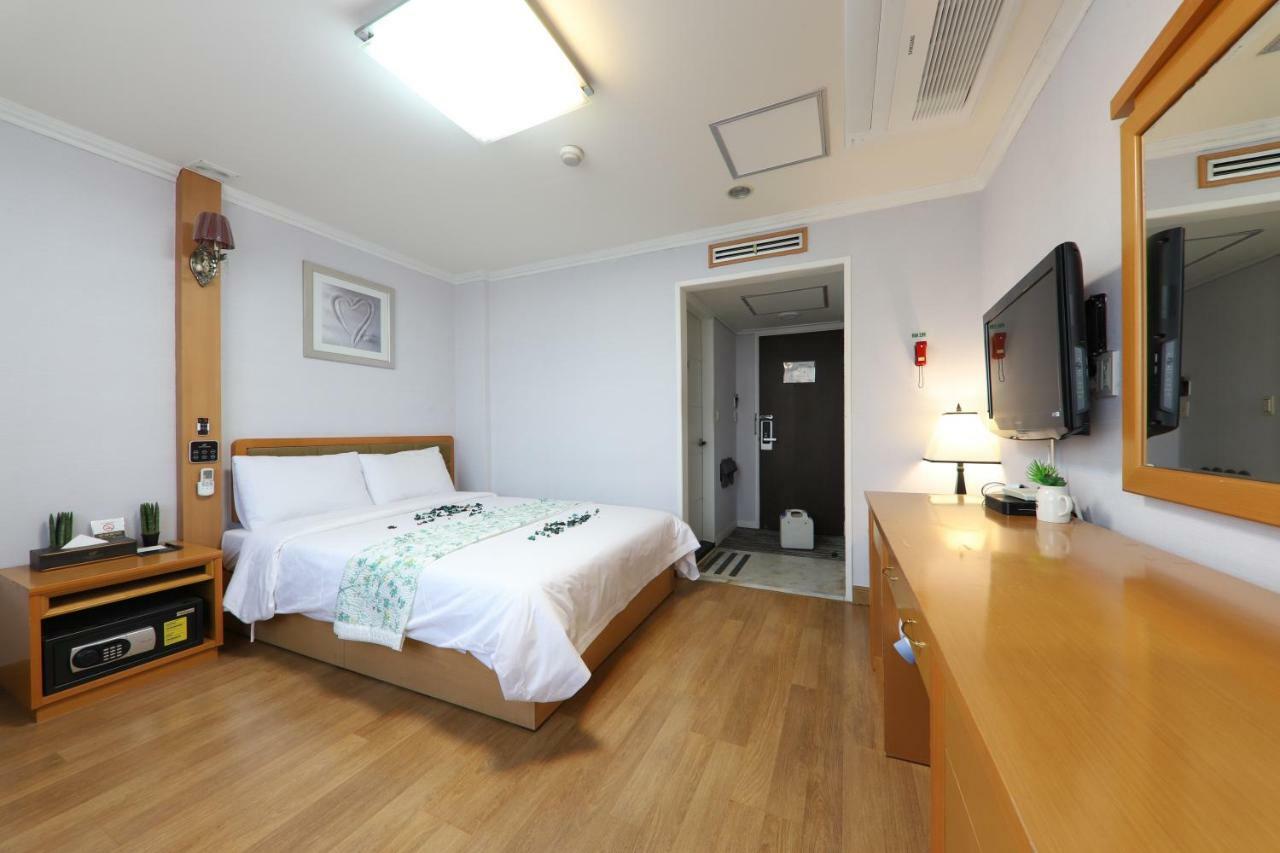 Gwangalli Utopia Tourist Hotel Μπουσάν Εξωτερικό φωτογραφία